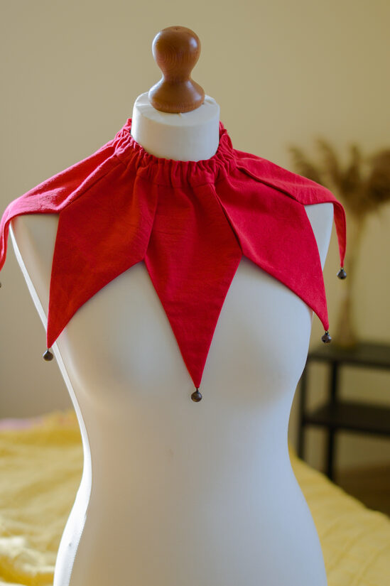 Red Jester Collar size S-M