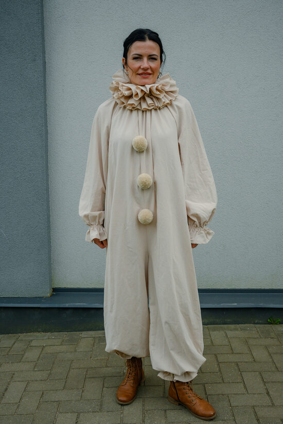 Beige clown suit size S