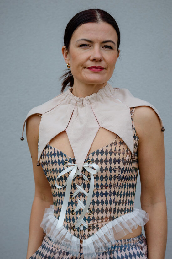 Beige Jester pierrot neck collar